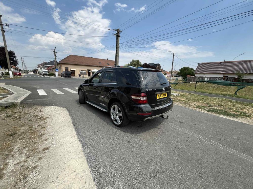 Vand mercedes ml350 pachet amg an 2010
