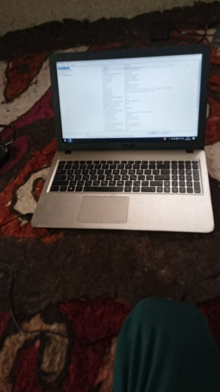 Asus kamputer chodki