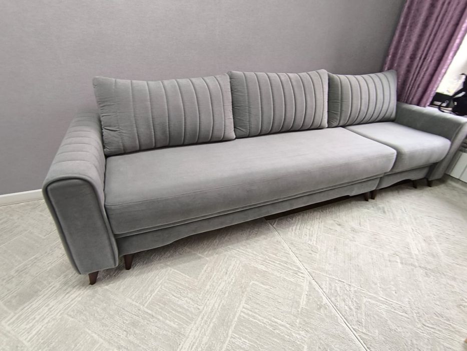 Срочно продам диван 3м