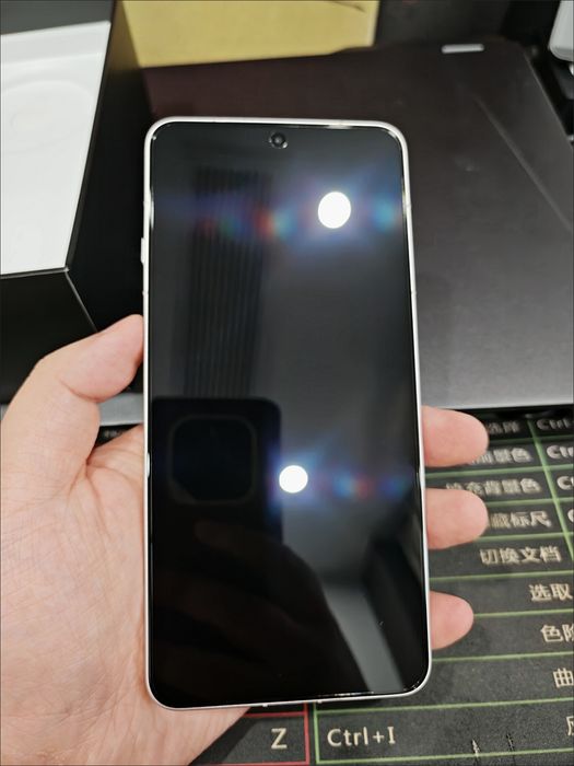 Oppo Find X8 Ultra 16+12/1024gb