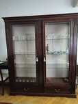 Vand piese de mobilier vintage din lemn masiv si electrocasnice