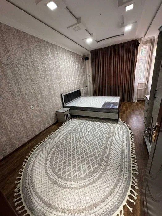 Yunusobod Minor metroni yonida 2xonali kvartira bor