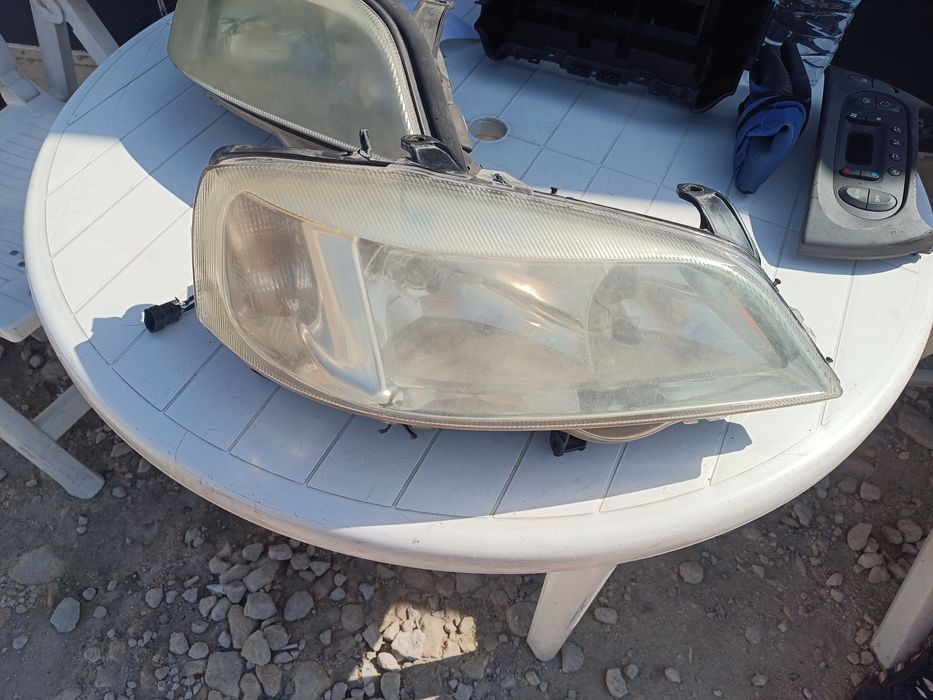 Фарове за Опел Астра Г 98- 2003