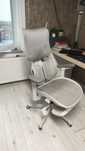 Vând scaun birou alb ergonomic sihoo s50