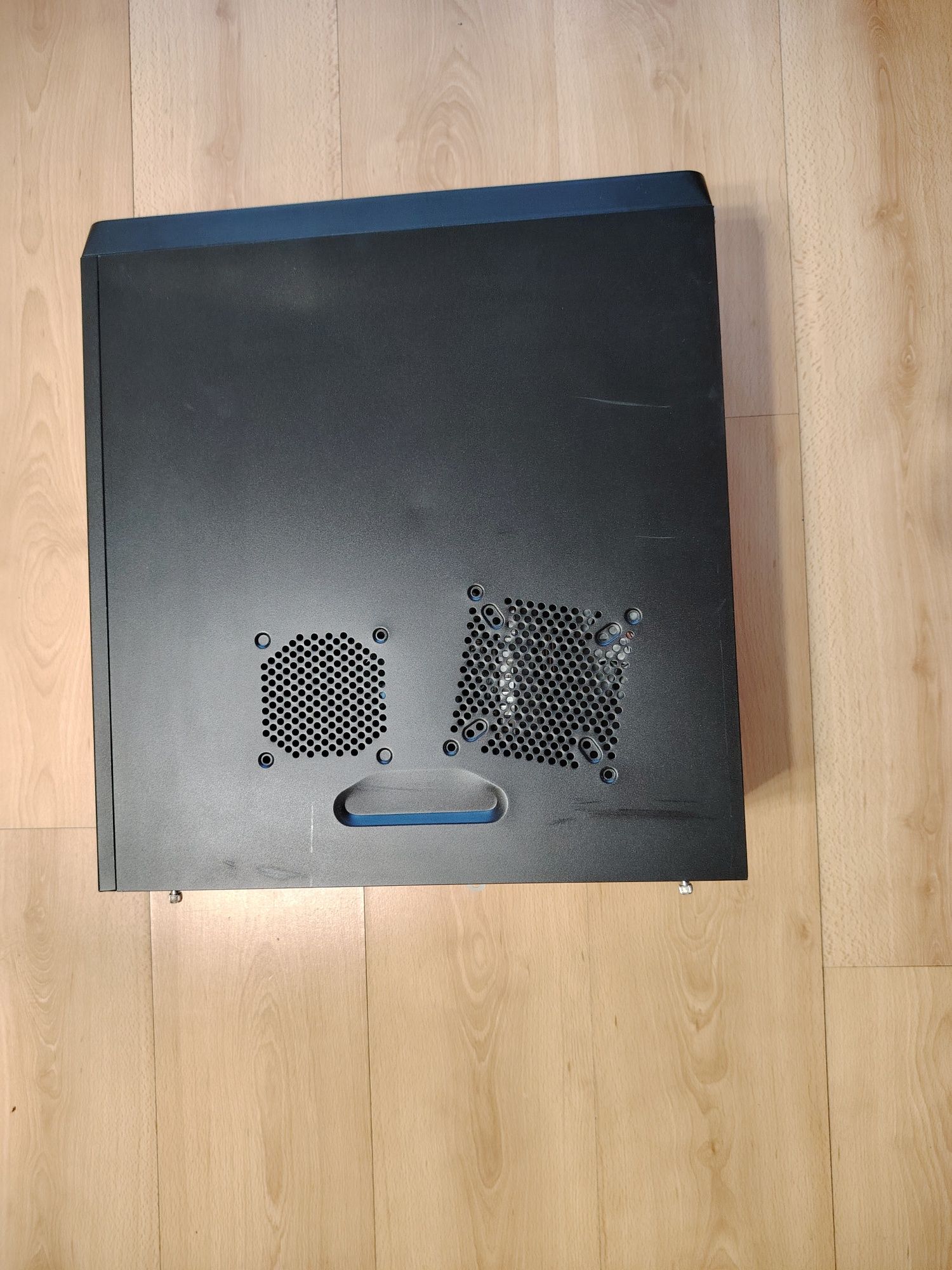 Настолен компютър i5 7500 GTX 1050 Ti
