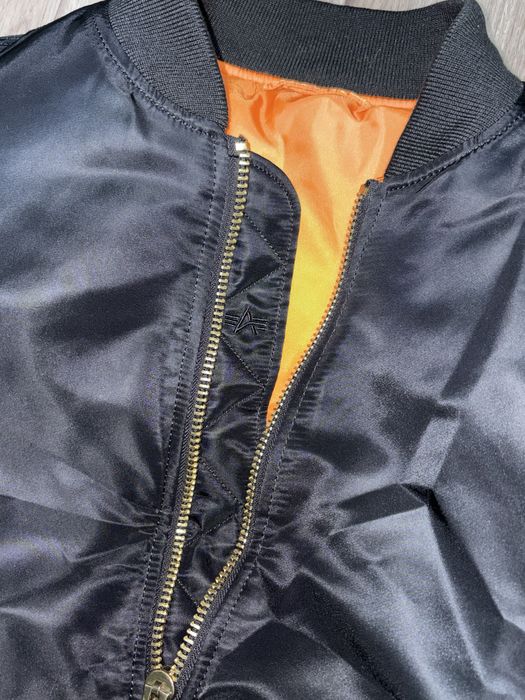 Бомбер Ma-1 Alpha industries