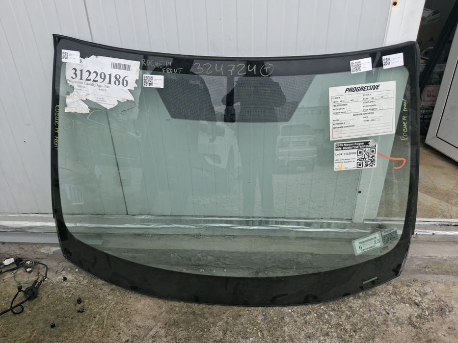 Ново стъкло за Nissan Rogue