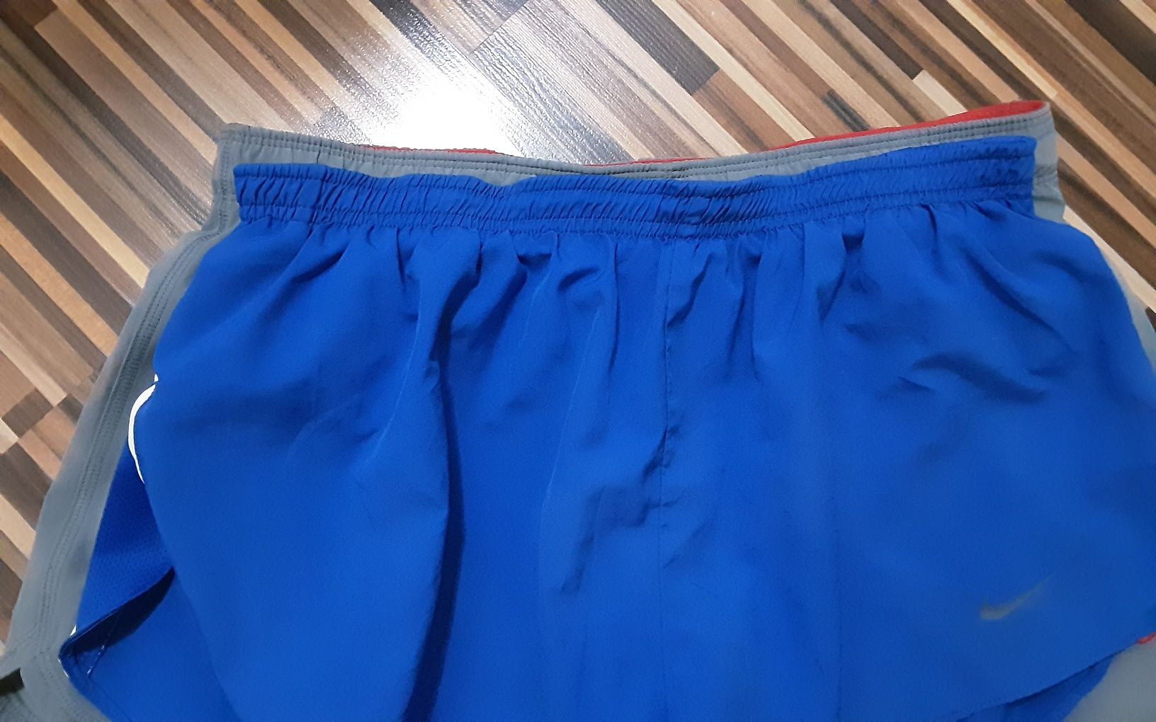 (L) NIKE Maria Sharapova оригинални топ(30лв)къси панталони(25лв)