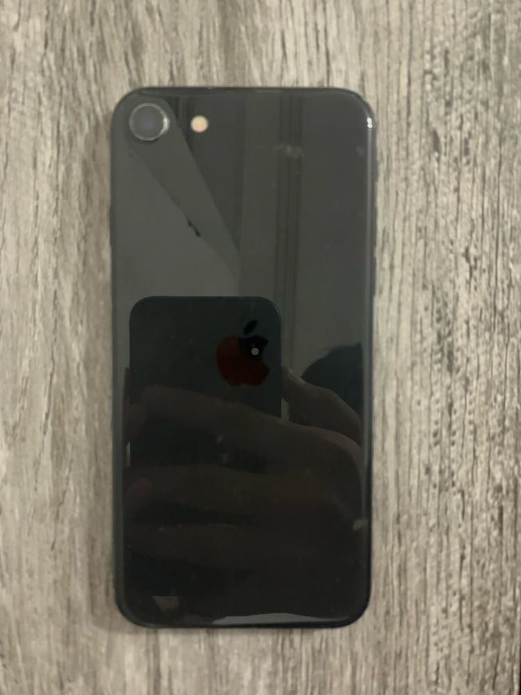 Iphone SE 2020.