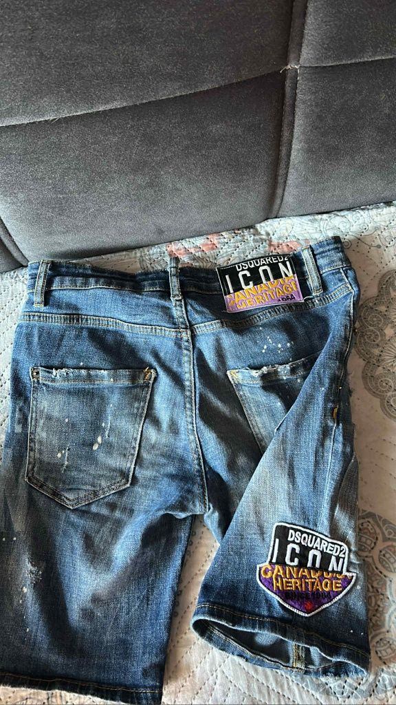 Къси дънки на DSQUARED2