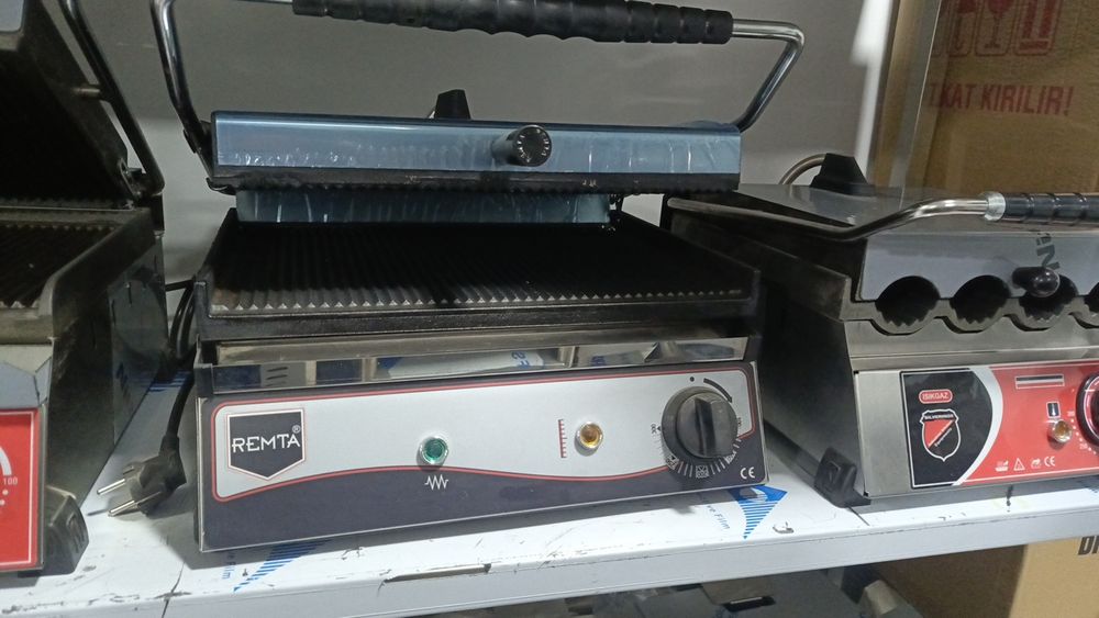 Tostr aparatlari xar xil turdegilaridan bor