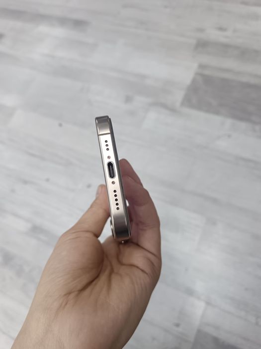 iPhone 16 Pro J/A 256 GB Disert ideal