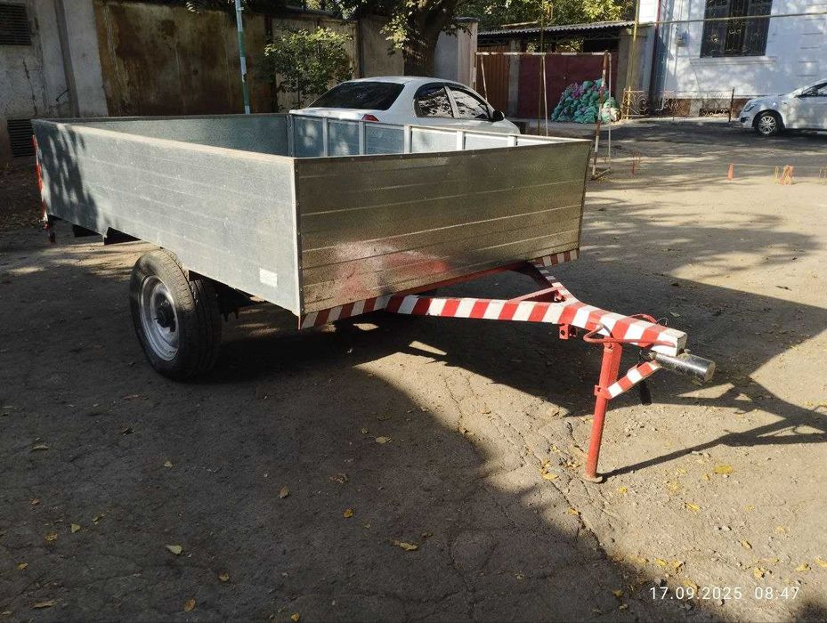 Прицеп-новый легковому автомобилю изготовлен июль 2025г 7,8 млн сум