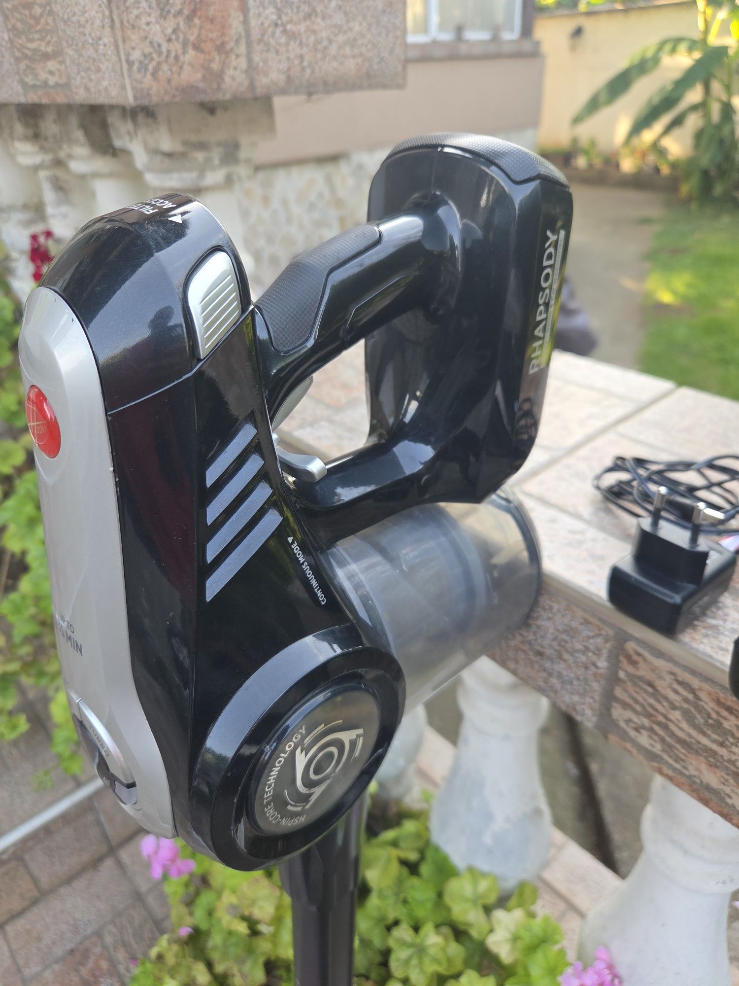 Прахосмусачка безкабелна Hoover
