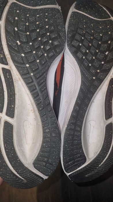 Два чифта маратонки Nike - 36 и 36,5