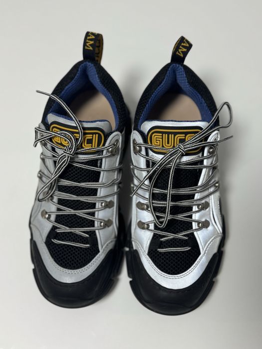 Snackers Gucci Flashtrak