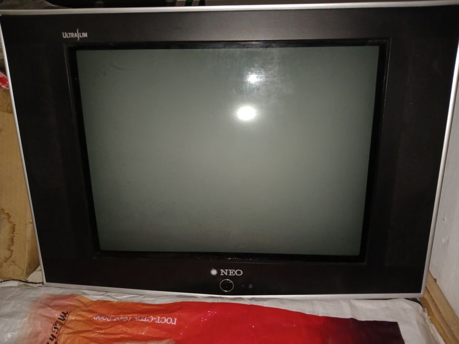 Продам телевизор