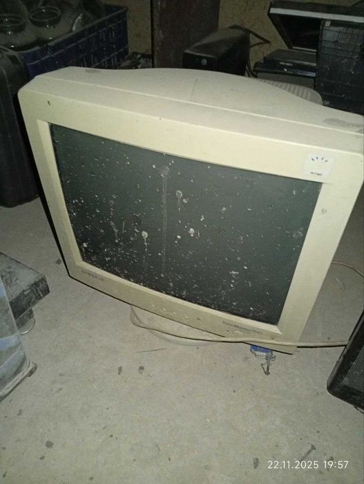 Bepul. Tekin. Tv LG va Manitor