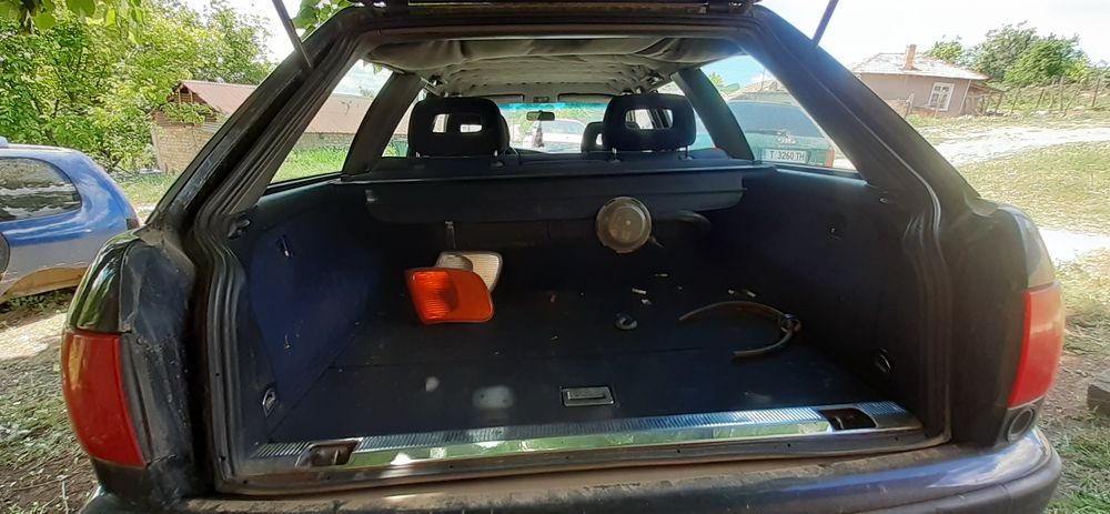 Audi 100 v6 2.8 avtomat na chasti