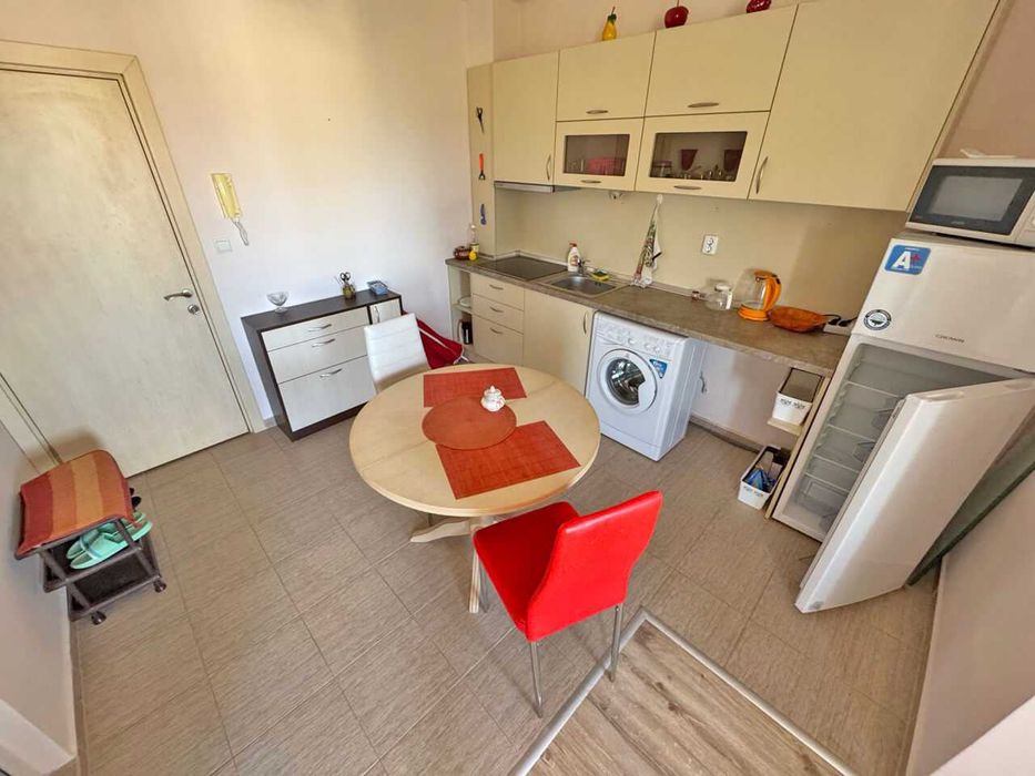 Продава се Двустаен апартамент в к.к. Слънчев бряг - 53 кв.м за 1312 €/кв.м - Снимка #4