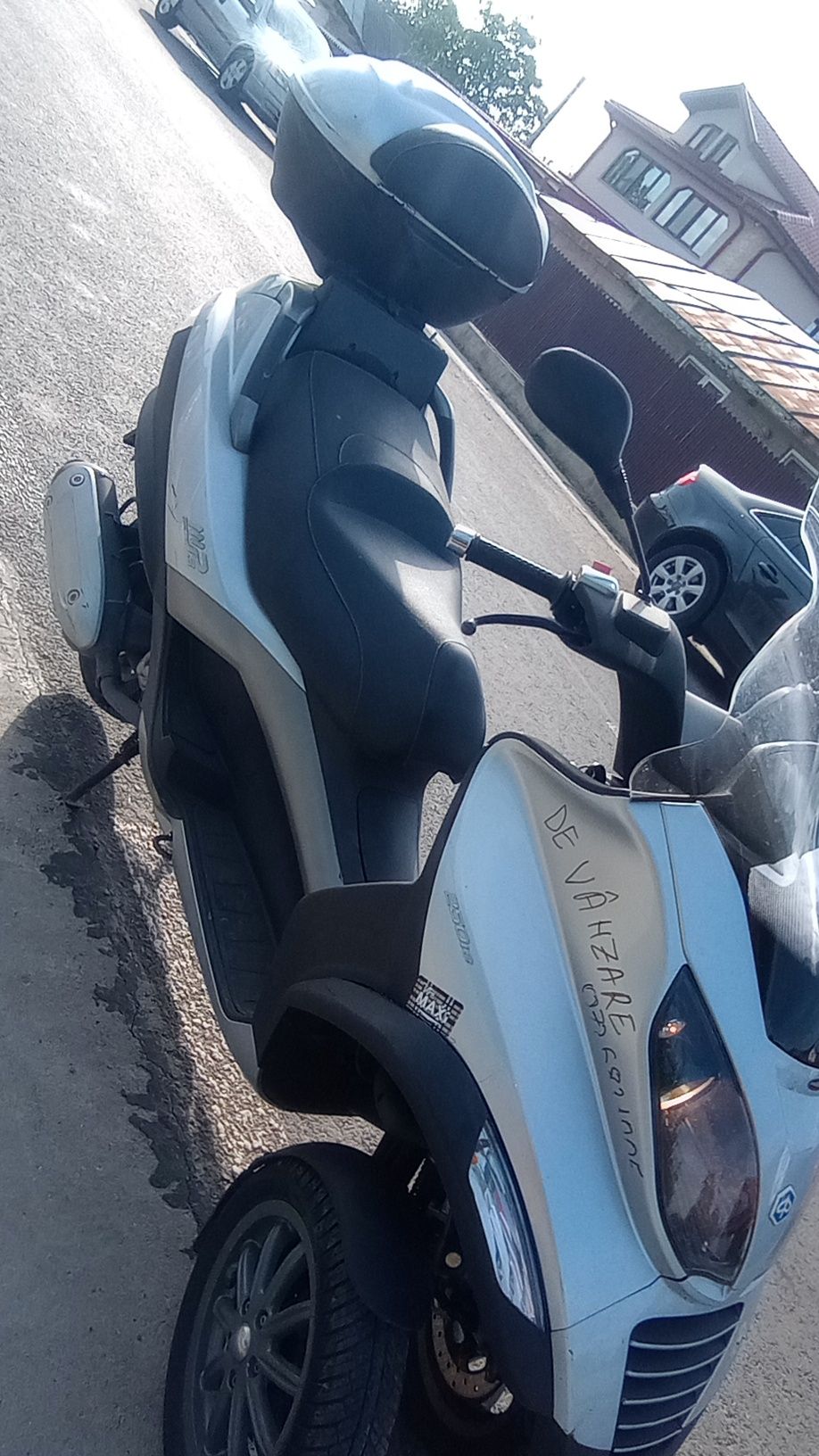 Vând Piaggio Mp3