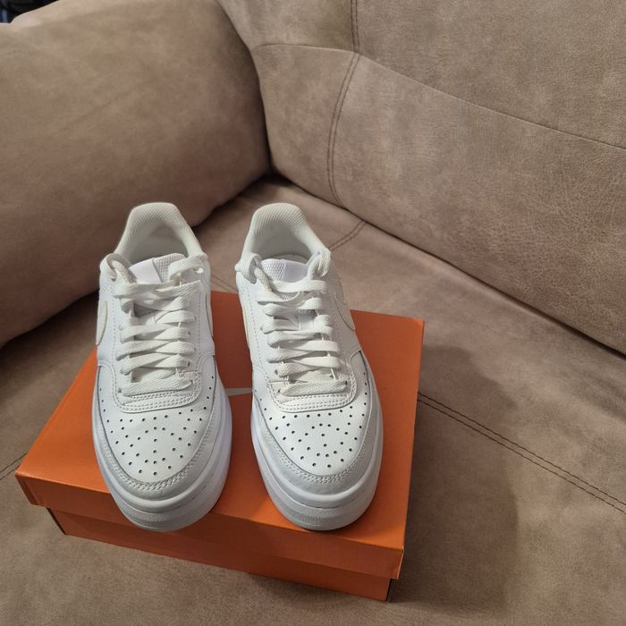 Adidași Nike nr 36,5