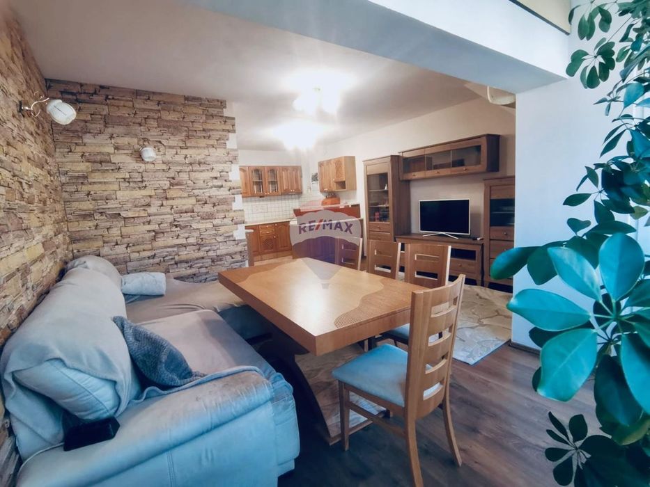 Апартамент с две спални в Центъра под наем, гр. Варна, Я.И.