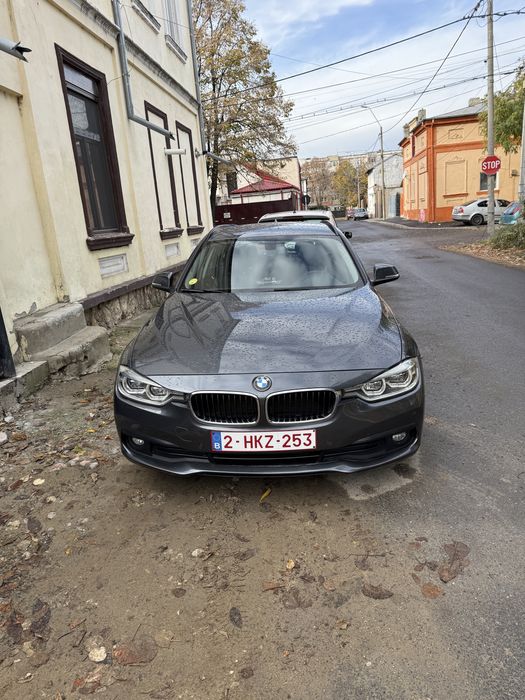 BMW  Seria 3 Touring 318d  Automat LED Navi Servotronic Euro6