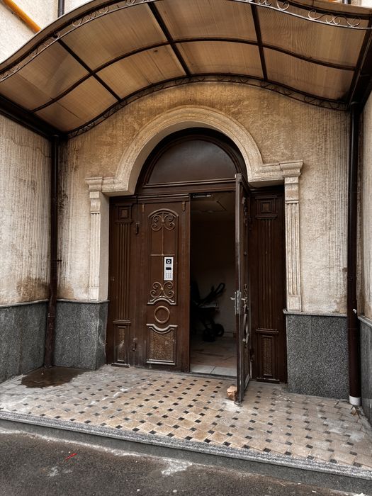 Коробка квартира сотилади ёки бартер, Олмазор