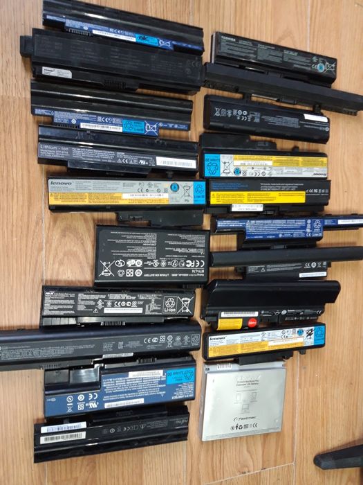 Lot baterii defecte pt laptop