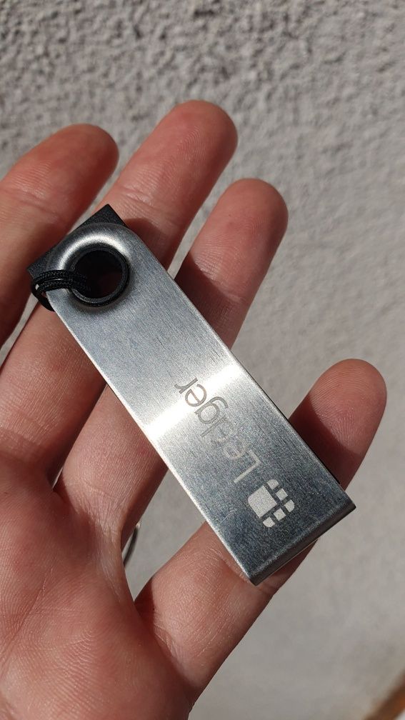 Ledger Nano S Портфейл