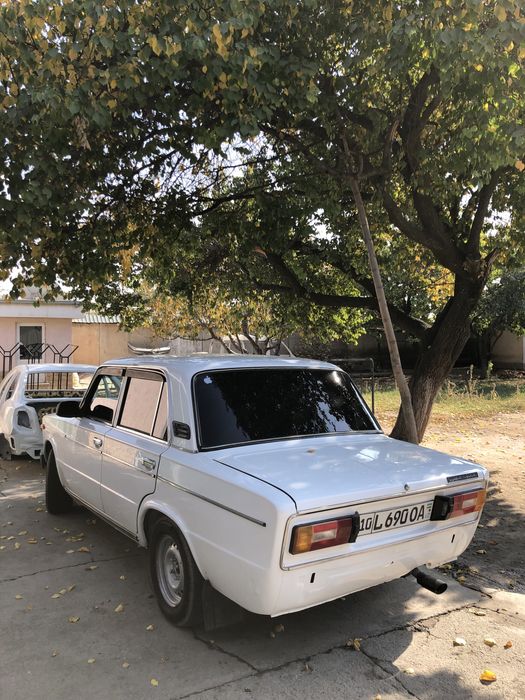 Vaz 2106 sotiladi