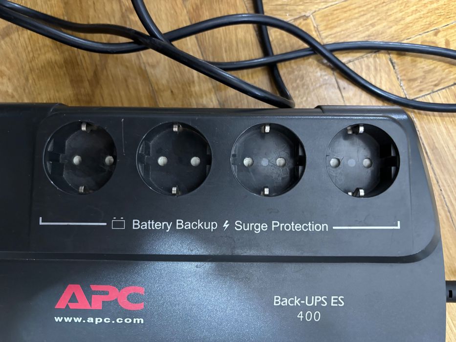 Sursa APC Back-UPS ES 400 cu 8 Prize Schuko si Baterie Buna