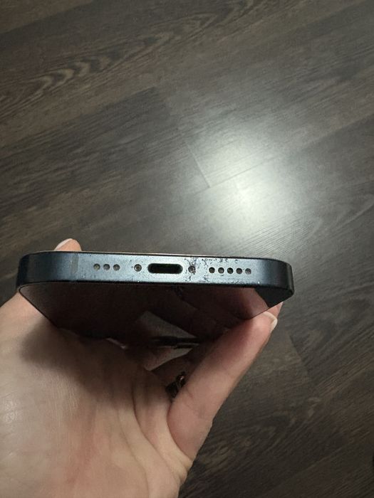 Iphone 13 84% baterie