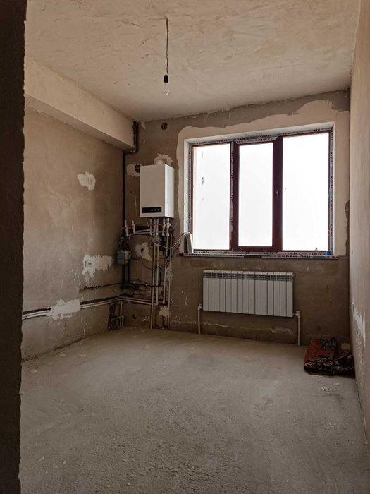 Срочно продается 2х квартира новостройка 67м2 на 2 этаже