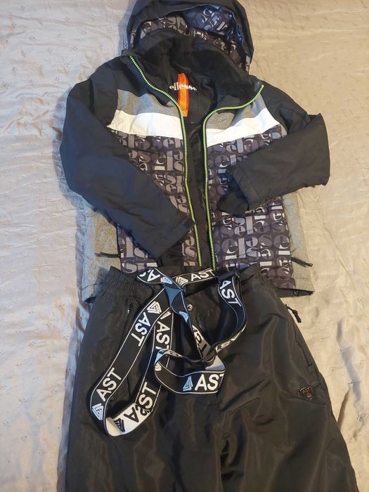 Ски яке на Elessee и панталон ски