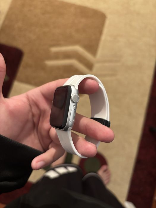 Apple Watch Series 6 40 мм