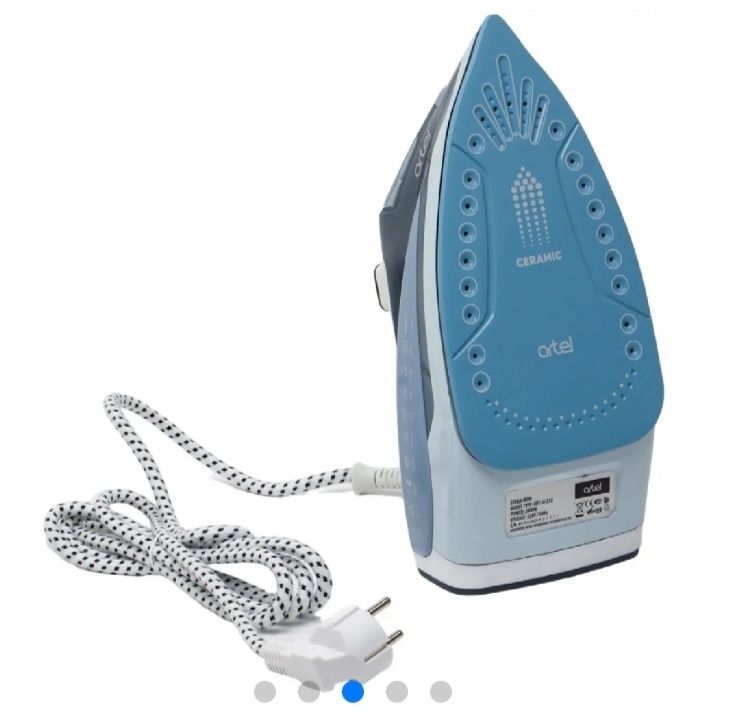 Утюг Artel с функцией самоотключения