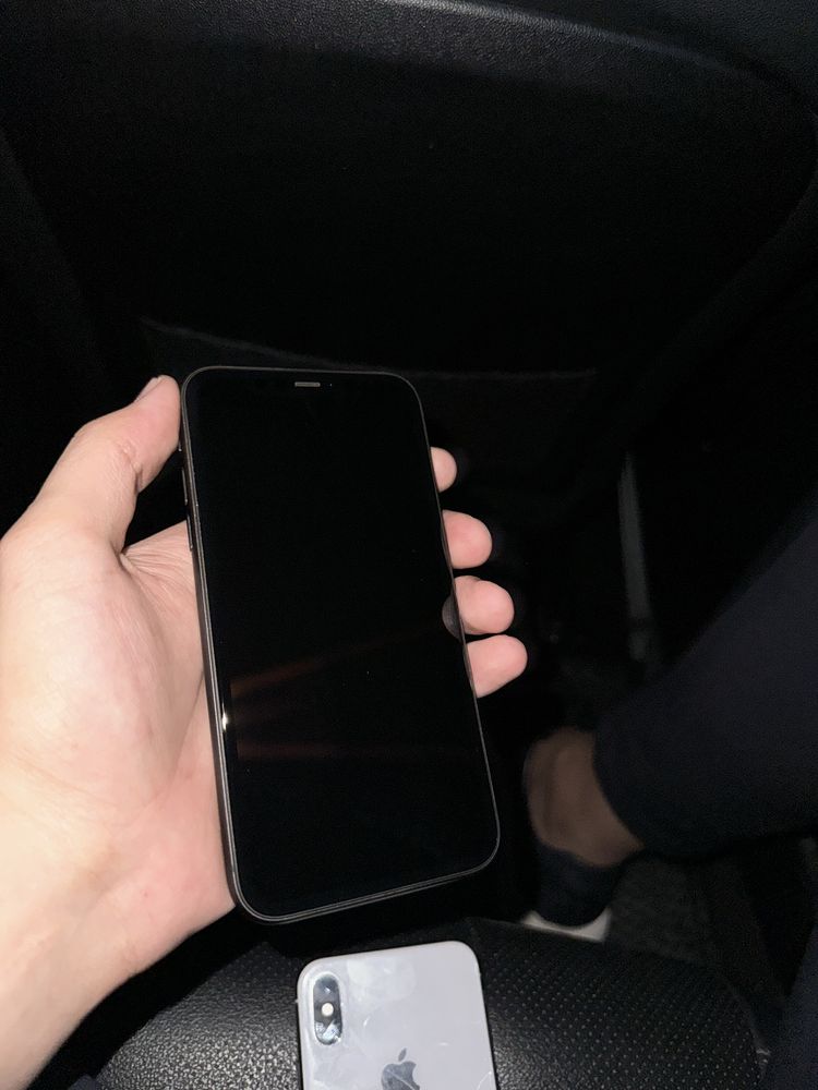 IPhone 11  64 Gb