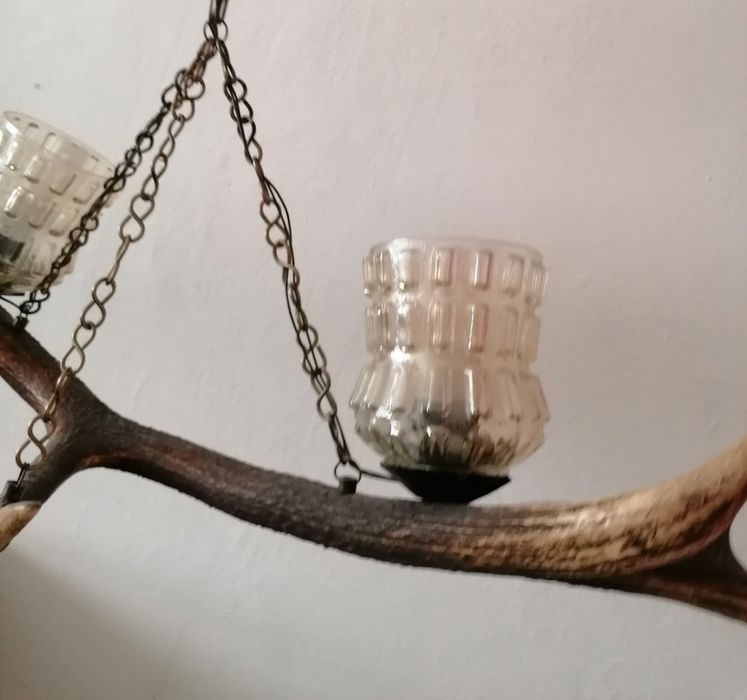 Vând candelabru din corn de cerb