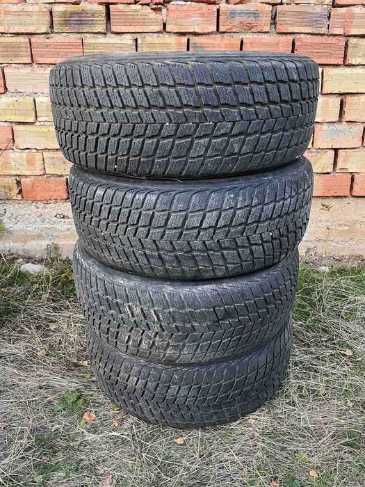 Зимни гуми Nexen 255/60R17