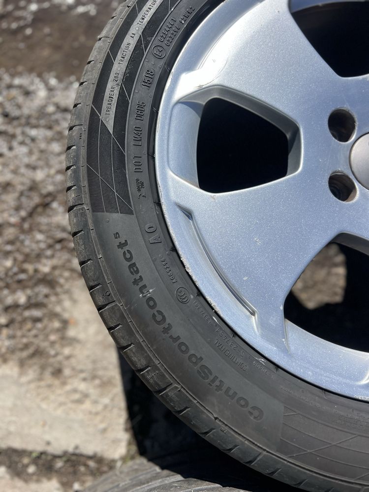Лети джанти с гуми от Audi  225/50/17 . Continental dot 18 .Цена компл