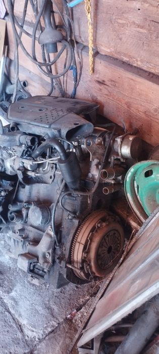 Vând piese Dacia Papuc 1.9 diesel