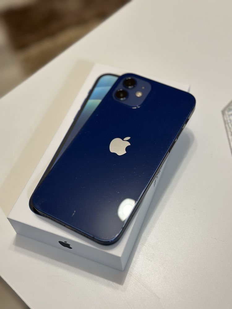 iPhone 12 64GB - като нов