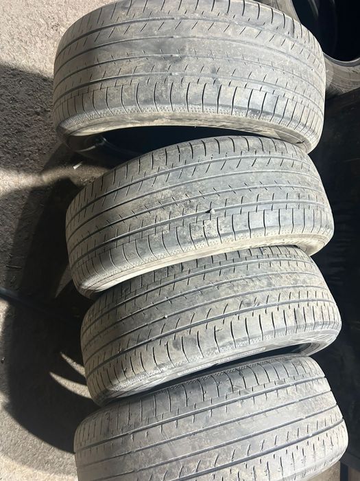 Продам летние шины комплект