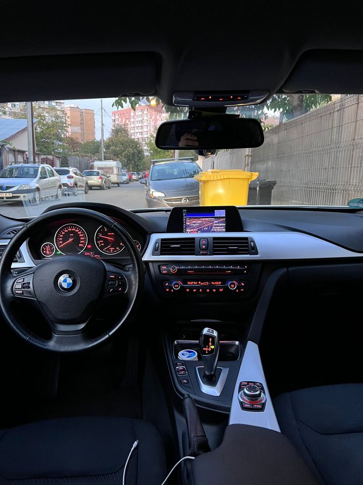 BMW Seria 3 318D