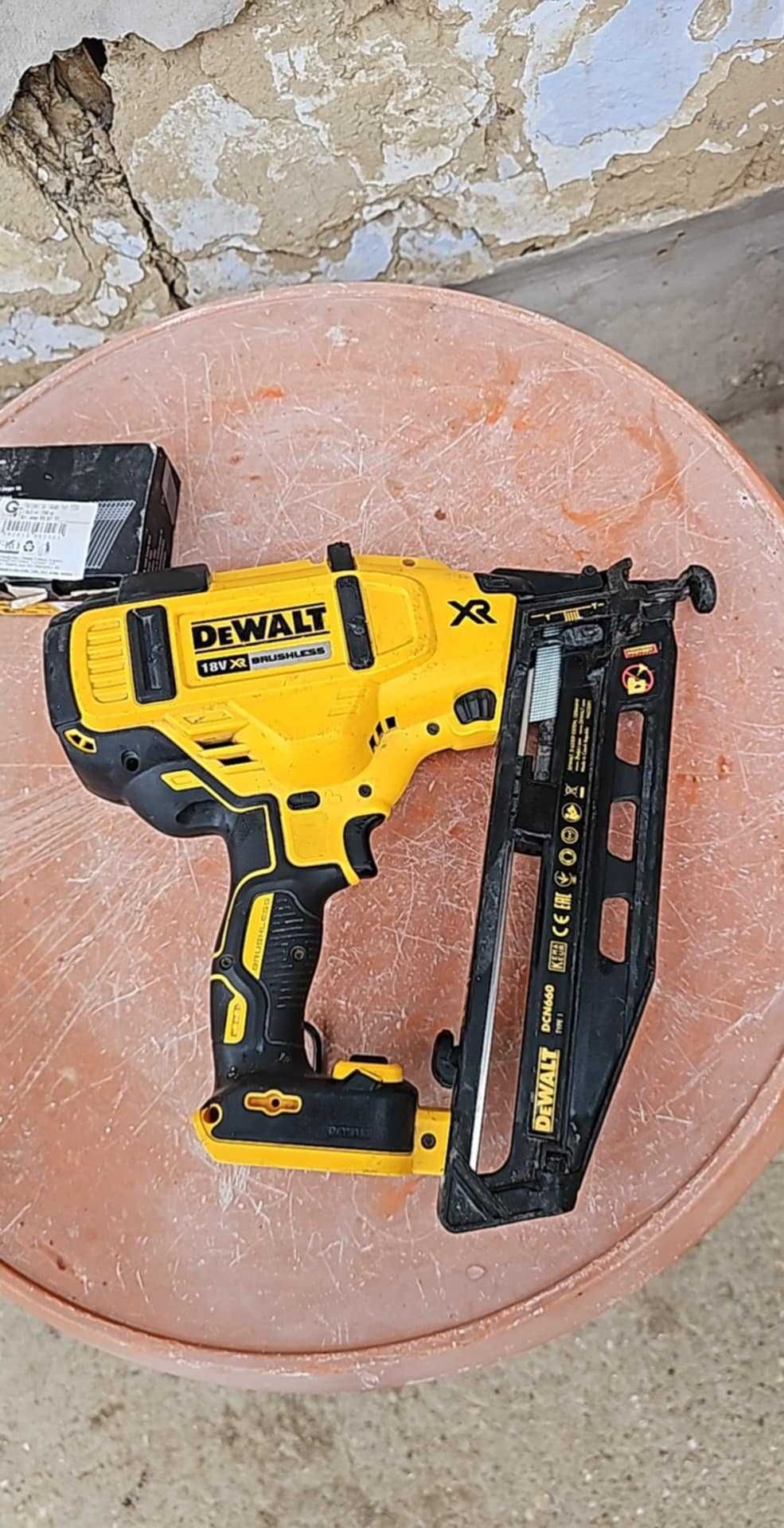 Dewalt-dcn660 такер