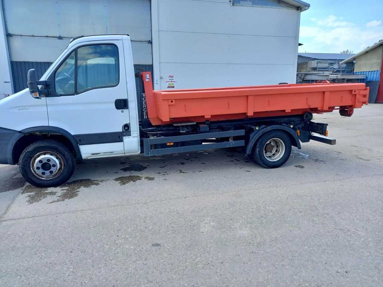 IVECO Daily 65C18 / 70C bascula Abrollkipper basculabil - 2 unitati