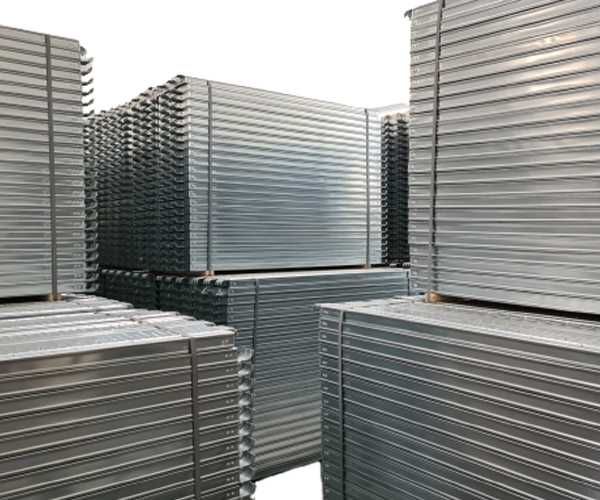 Schela metalica noua, schela import Italia cu pas de 1,8 m