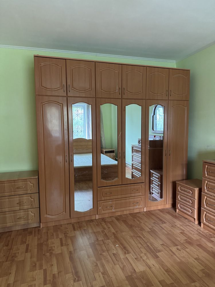 Стенка , шкаф в спальню бу